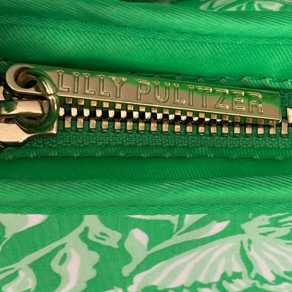 Lilly Pultizer Fauna Green Tulip Tamara Bag - Picture 11 of 14